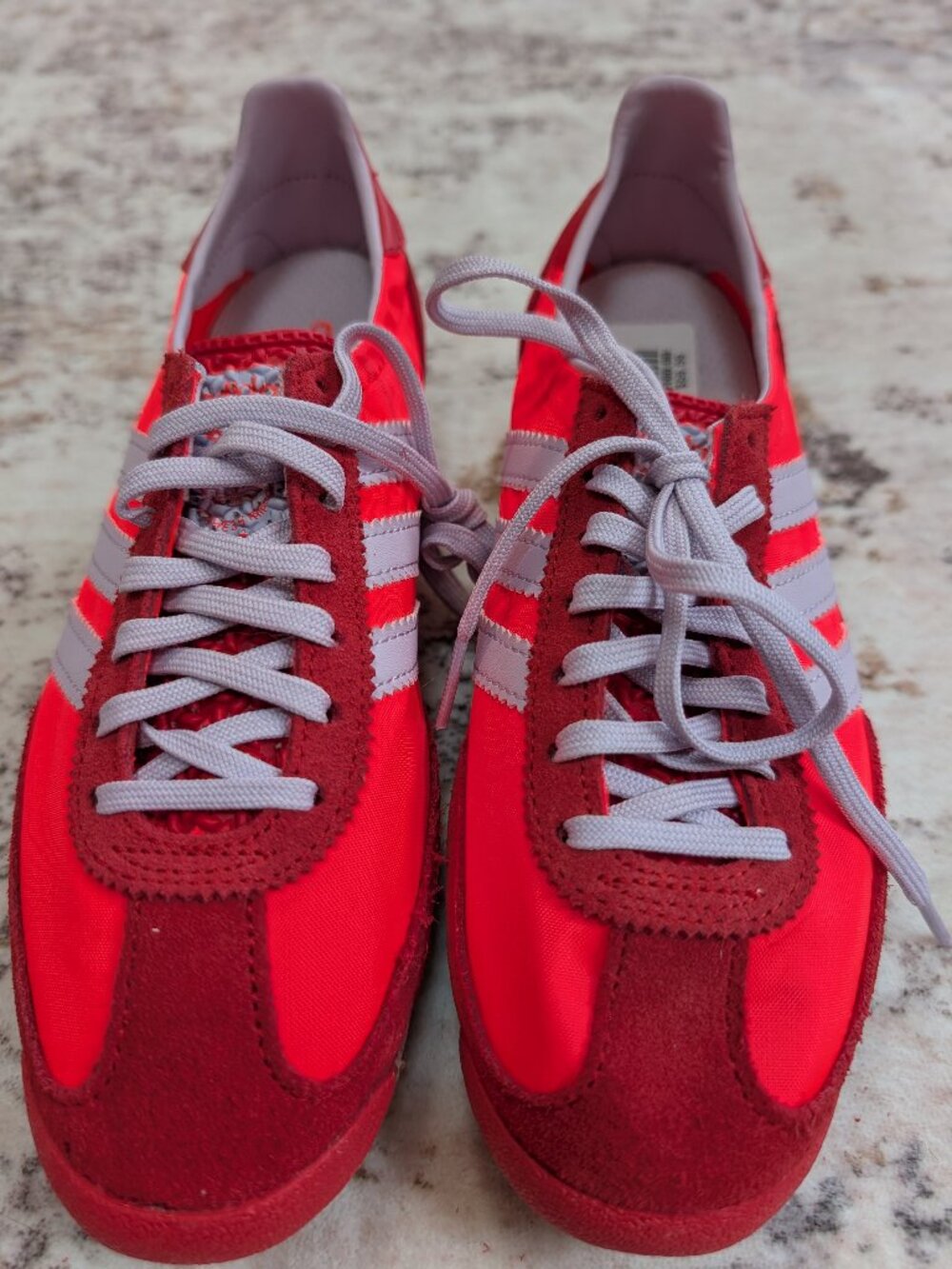 NEW Adidas Retro Sneakers Youth 6 / Women’s 7–7.5 – Red/Pink/Lavender